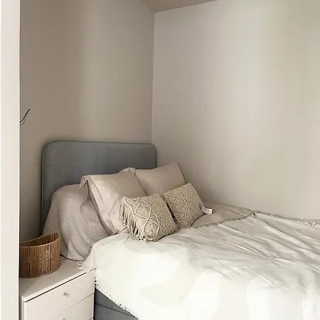 Charming City-center I Cohost