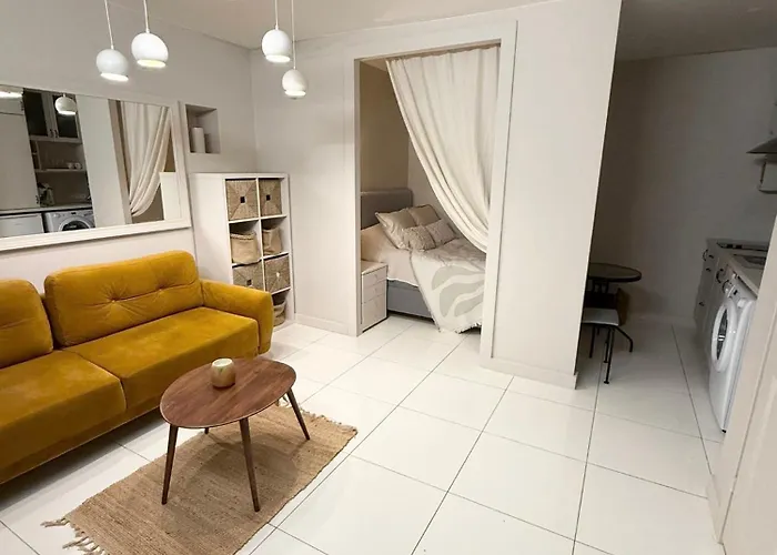 Апартаменты Charming City-center I Cohost