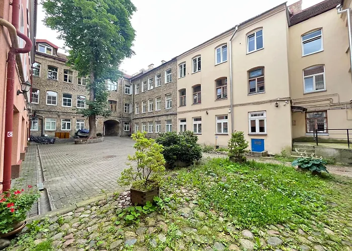 Apartman Charming City-center I Cohost *