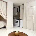 Apartament Charming City-center I Cohost *