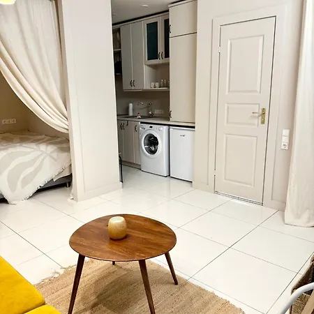 Charming City-center I Cohost *